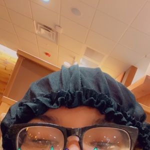 Meet your Posher, Eminahyjah